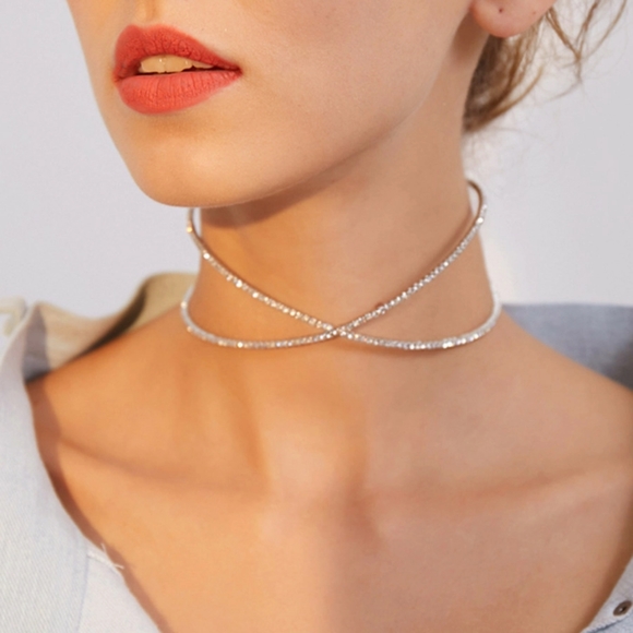 Jewelry - NEW ADJUSTABLE RHINESTONE CHOKER